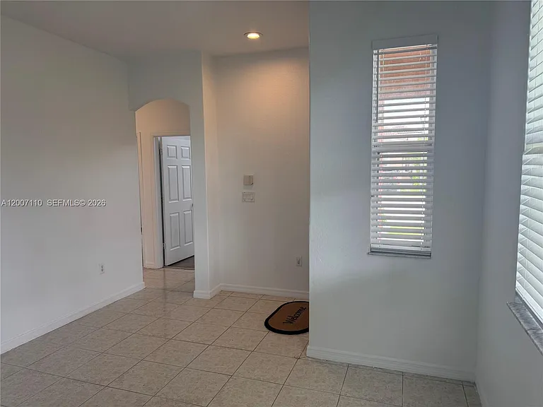 23703 SW 110th Pl #23703 — Photo 31