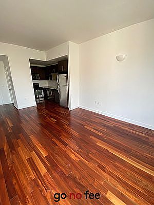 3rd image of 454 Manhattan Ave APT 6D