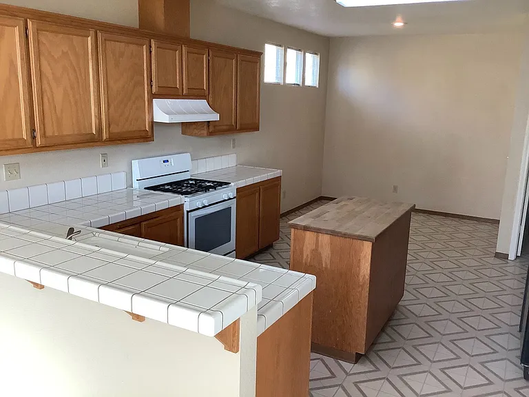 905 McCoy Creek Ct — Photo 10
