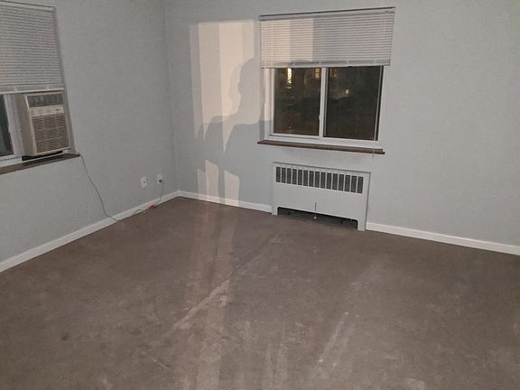 5th image of 1496 Beacon St APT 4