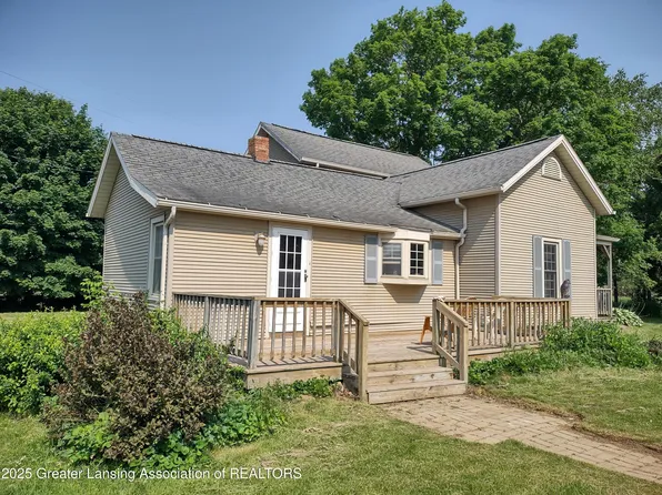 16711 Stark Rd, Springport, MI 49284