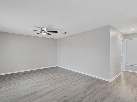 4th image of 3301 El Salido Pkwy APT 612