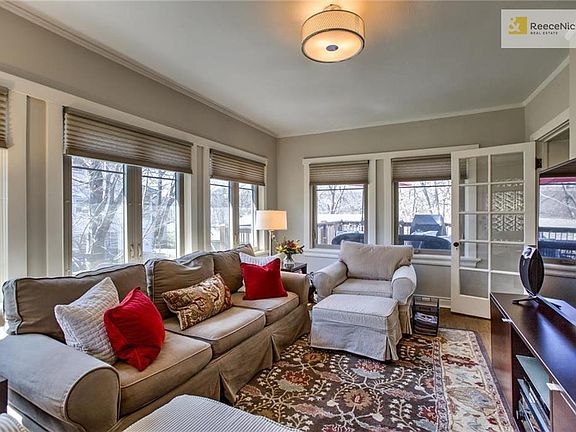 5th image of 5308 Oak St