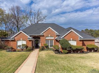 1223 Daffodil Ln, Longview, TX 75604