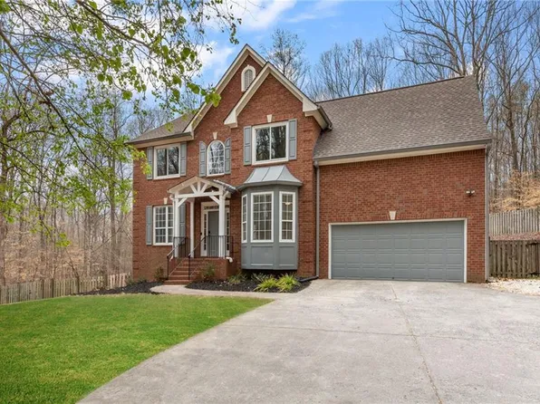 375 Sable Ct, Milton, GA 30004
