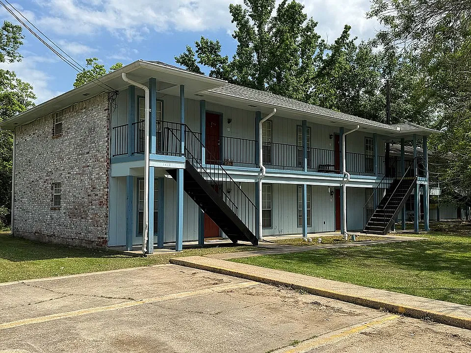 Building Photo 3