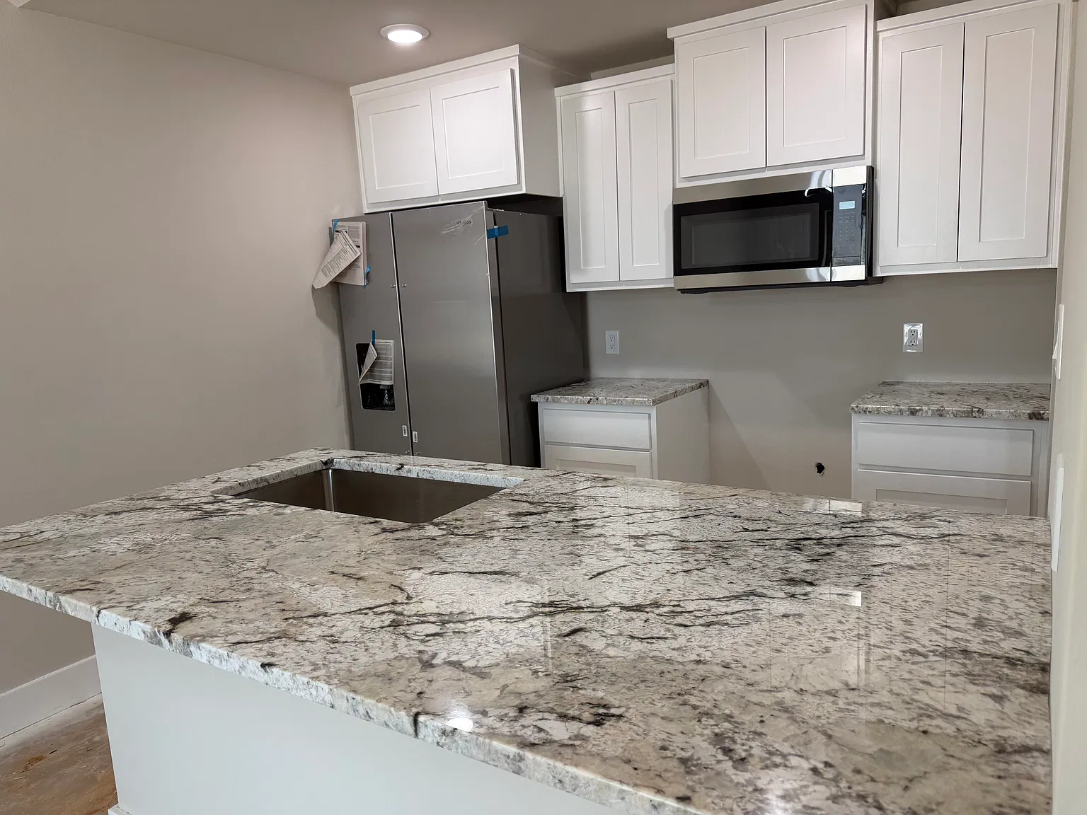 3 bed, 1376 sqft, $1,775 — Photo 4