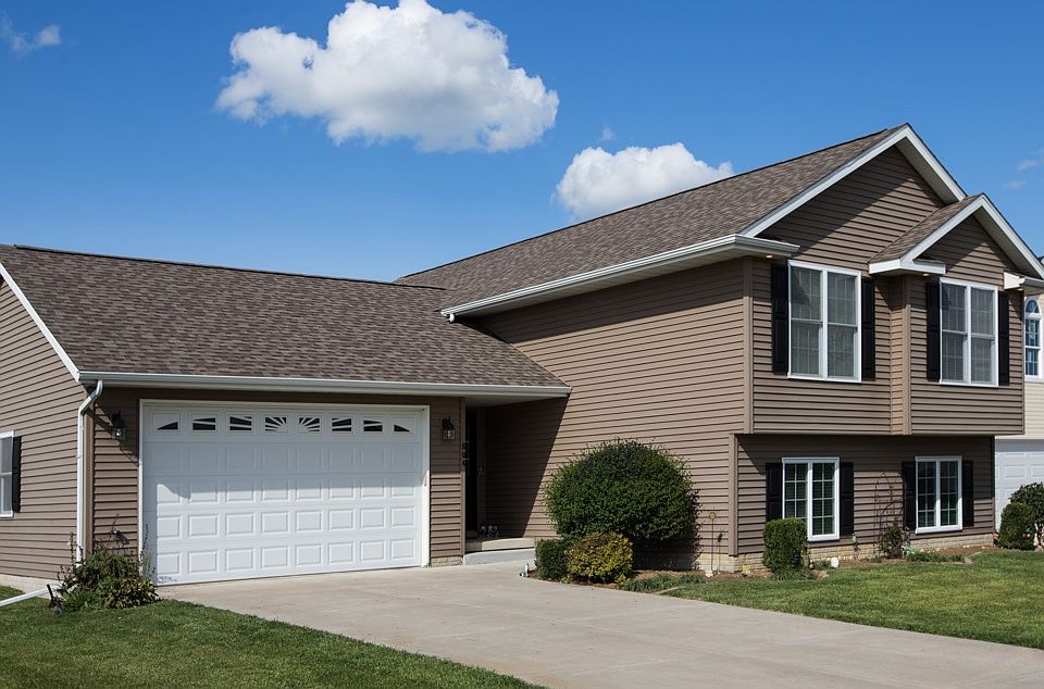1st image of 504 Rivermist Dr