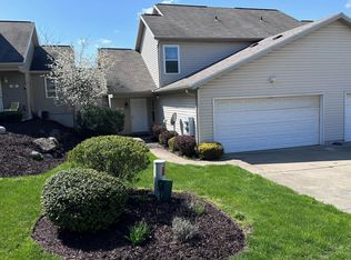 11 Fountain Dr, Kent, OH 44240