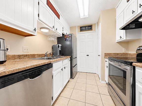 3rd image of 2303 W Michigan Ave APT E8