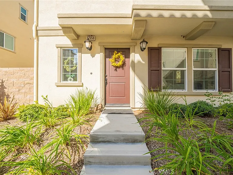 27658 S Heartwood Dr — Photo 3