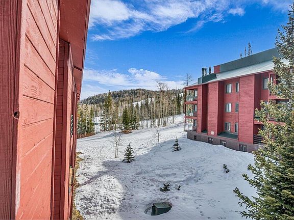 5th image of 407 S Vasels Rd #28