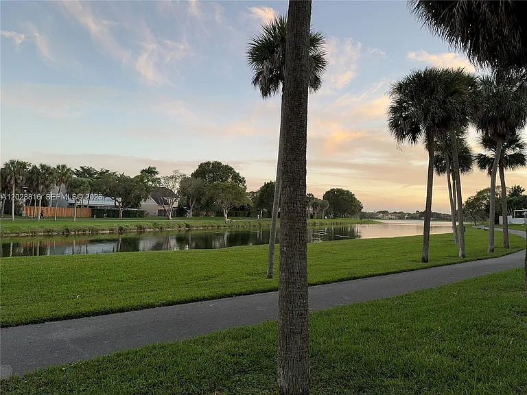 10441 Mahogany Key Cir #106 — Photo 23