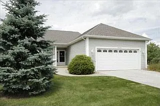2679 Hunters Woods photo 1