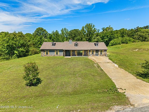 5th image of 816 Chulahoma Rd