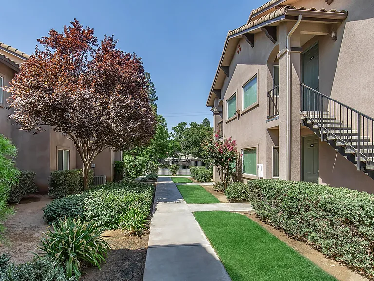 Palo Alto Place — Photo 21