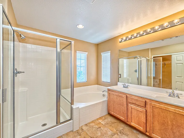 8020 Aztec Basin Ave — Photo 15