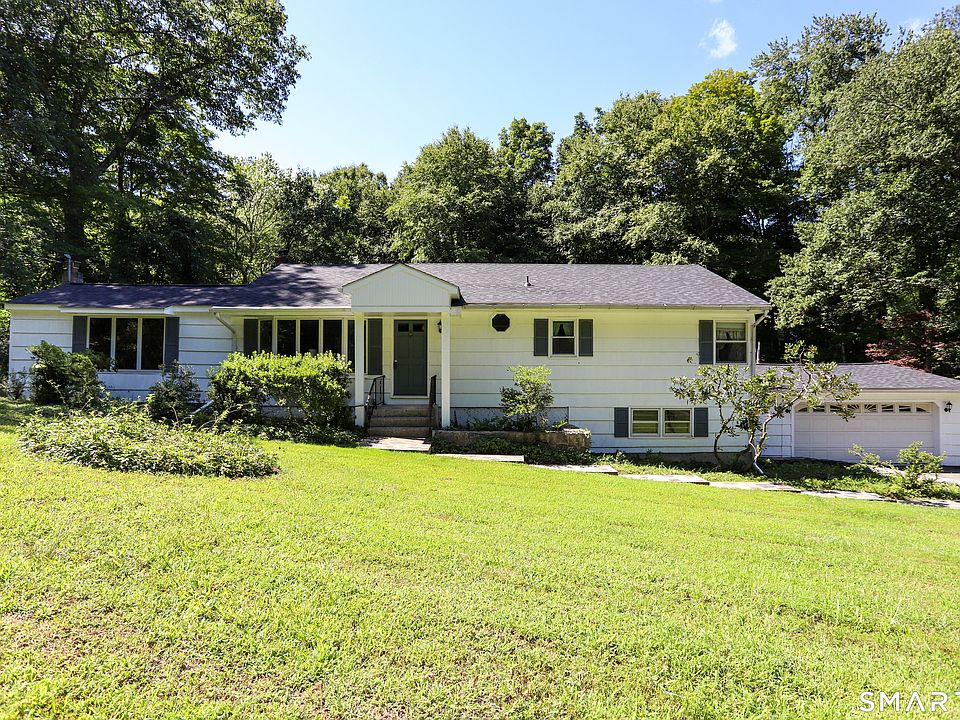 1st image of 17 Riverford Road
