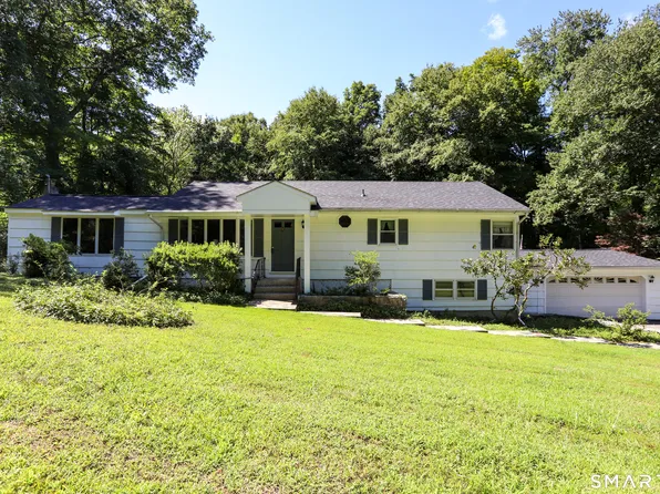 17 Riverford Road, Brookfield, CT 06804