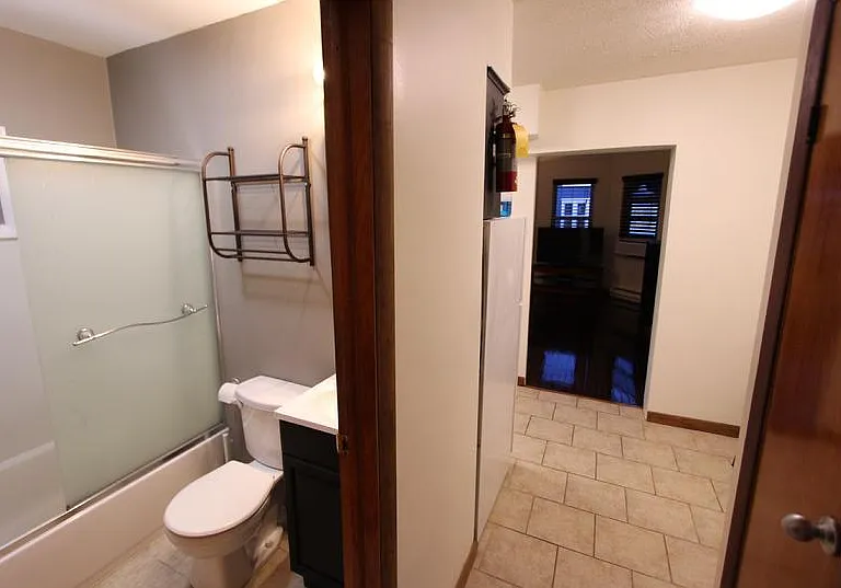 218 Alexander Ave #APART1 — Photo 30