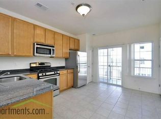 219 Gawron Ct #200219, Parlin, NJ 08859