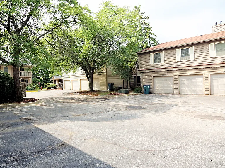 1340-1397 Compton Ct — Photo 71