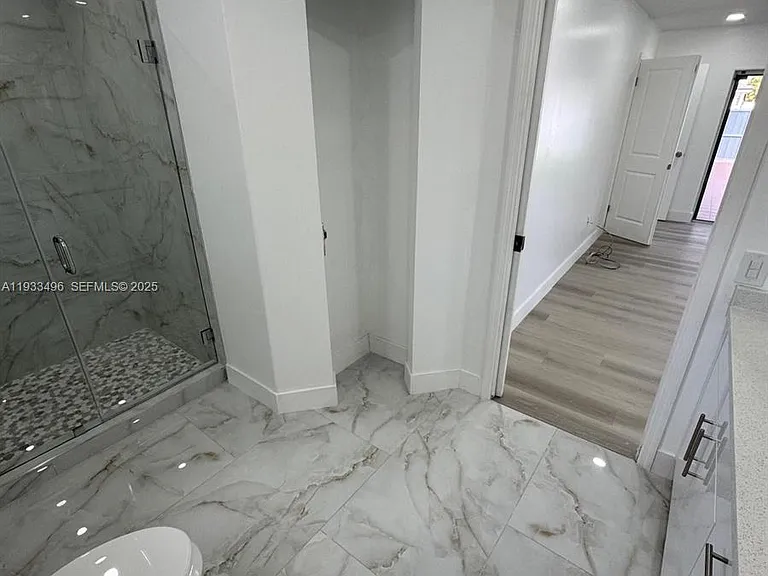 8754 NW 149th Ter — Photo 15