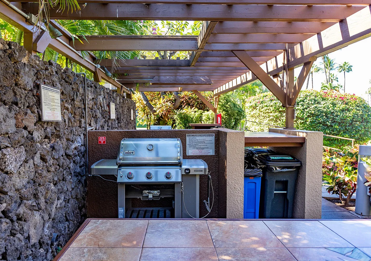 Kamaole Sands 4-407 - Ocean View, King Beds, Split-AC Pool, Hot Tubs - — Photo 3