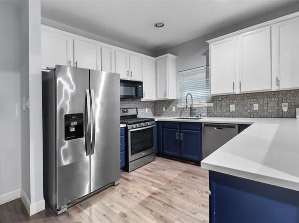 1828 Fletcher St, Houston, TX 77009