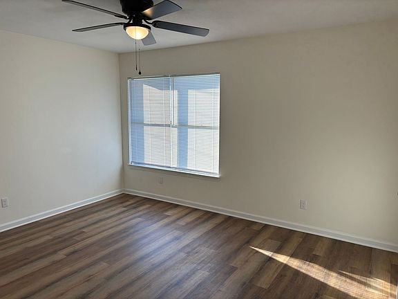 4th image of 1181 Signal Hill Ln