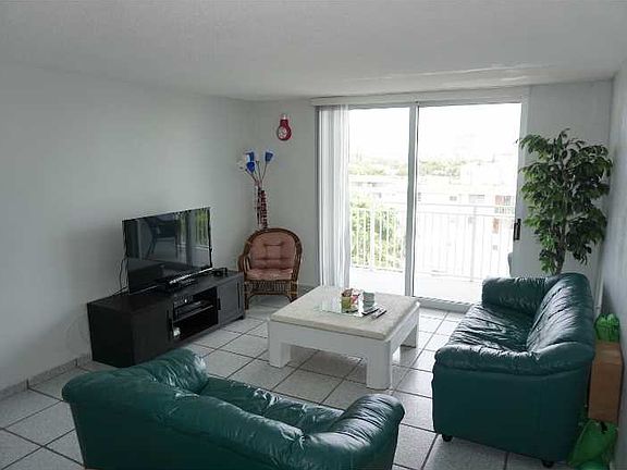 3rd image of 1045 10th St APT 802