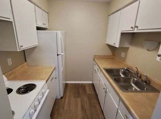 1426 1st Ave E APT 2D, Newton, IA 50208