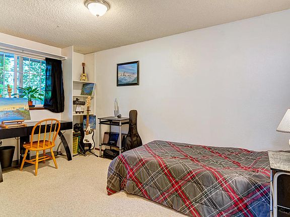 5th image of 12909 130th Avenue Ct E