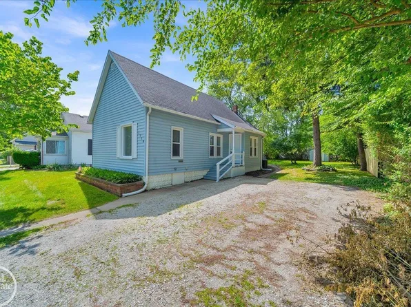 1118 Bancroft St, Port Huron, MI 48060