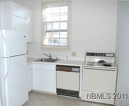 2nd image of 206 Metcalf St APT B