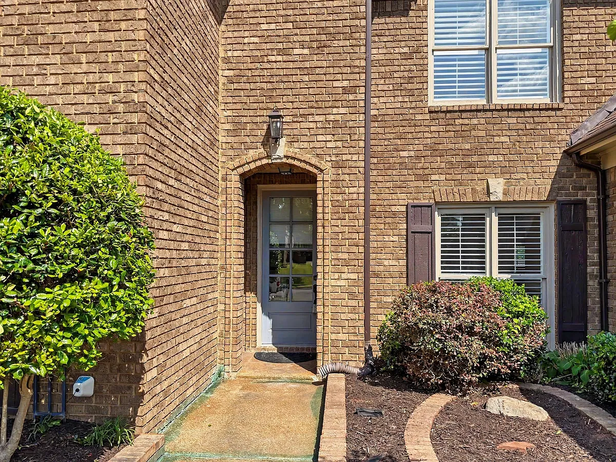 Building Photo - 1706 Mossy Oak Ln