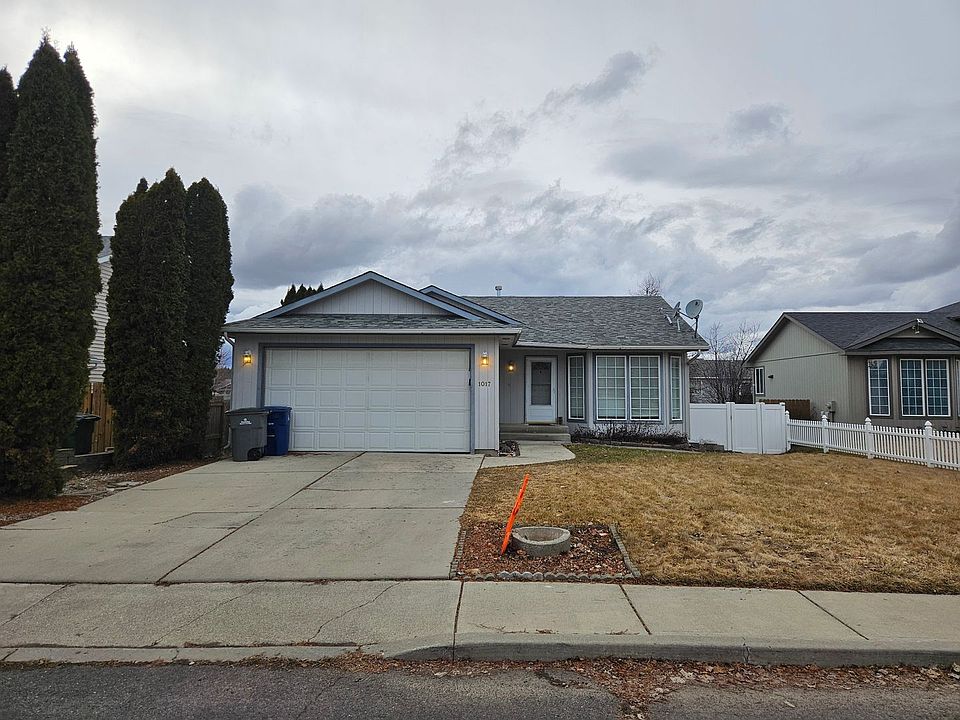 1st image of 1017 N Lindsay St