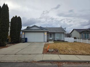1017 N Lindsay St, Medical Lake, WA 99022