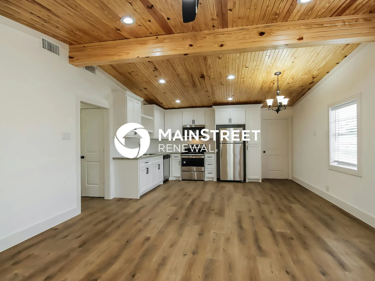 16606 W Crosby St — Photo 4