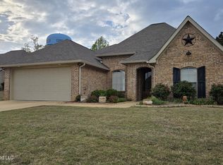 139 Coventry Ln, Brandon, MS 39042
