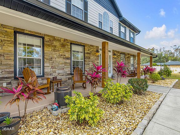 5th image of 330 Country Circle Dr E