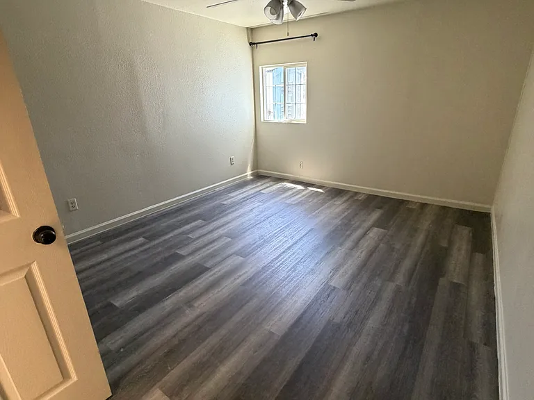 25212 N Cherokee Ln — Photo 16