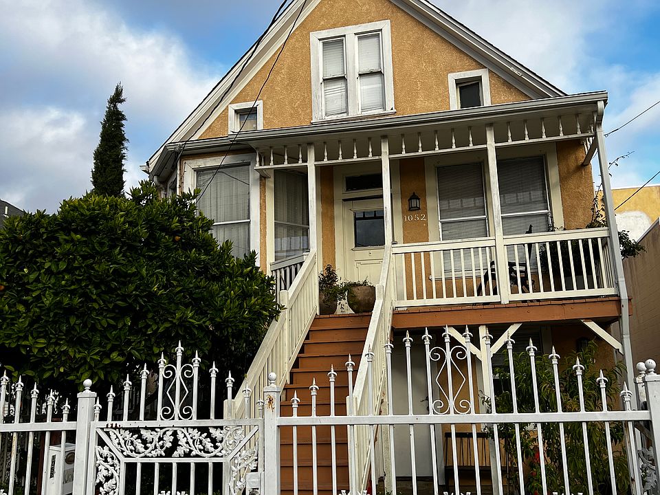 1st image of 1050 44th Ave