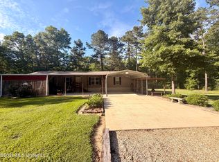 2338 Evans Rd SE, Smithdale, MS 39664