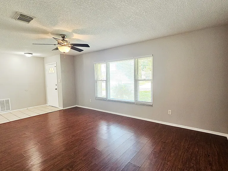 12112 Rotuma St — Photo 6
