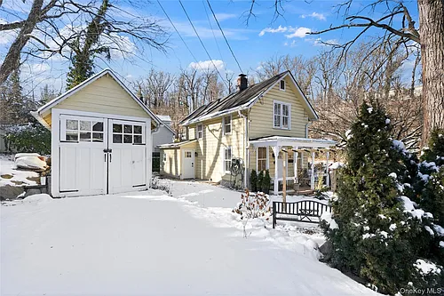 15 Hicks St Photo 1