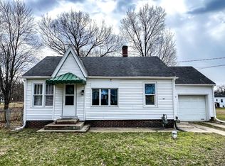 1110 McKee St, Niles, MI 49120
