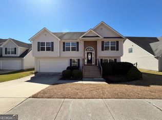 3853 White Pine Rd, Snellville, GA 30039