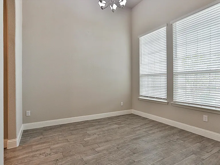 253 Gill Point Ln — Photo 7