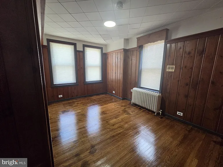 633 E Allegheny Ave — Photo 36